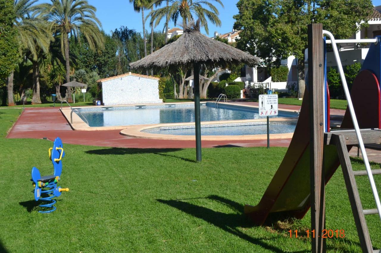 Mare Nostrum II Denia. 外观 照片