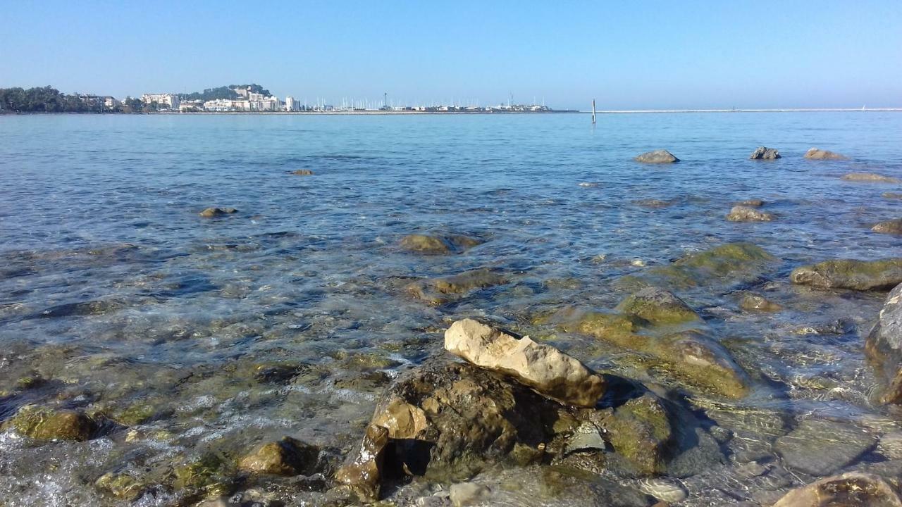 Mare Nostrum II Denia. 外观 照片